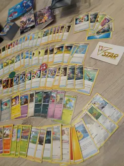 💥 Grosses Pokemon Karten Set Englisch Glurak Koffer Schwert & Schild Lot Bulk En - Image 4