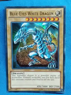 YuGiOh Cards - Blue-Eyes White Dragon - SDBE-EN001 - Near Mint - Image 1