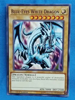 YuGiOh Cards - Blue-Eyes White Dragon - LED3-EN006 - Near Mint - Image 1