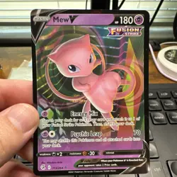 Pokemon Mew v Fusion Strike Ultra Rare Holo Card 113/264 Mint Condition - Image 1