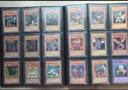 Yu-Gi-Oh! Vintage Binder Collection Card Lot - Image 5