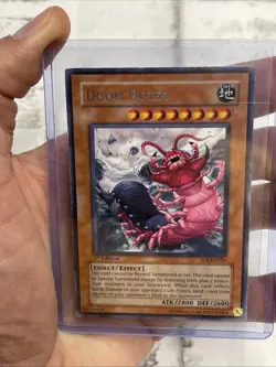 2006 Yu-Gi-Oh! Shadow of Infinity 1st Edition Doom Dozer #SOI-EN024 LP Yugioh! - Image 2