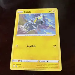 Blitzle Vivid Voltage 053/185 Pokemon TCG Card LP Regular Common CARD - Image 1