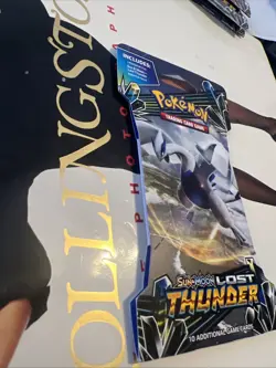 Pokemon: Sun & Moon: Lost Thunder Sleeved Booster Pack - Lugia Artwork - SEALED - Image 2