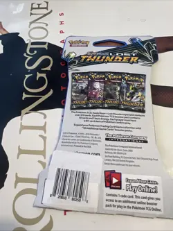 Pokemon: Sun & Moon: Lost Thunder Sleeved Booster Pack - Lugia Artwork - SEALED - Image 4
