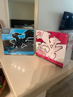 Pokemon Black Bolt & White Flare Pokemon Center Elite Trainer Box ETB IN HAND - Image 1