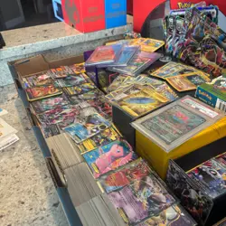 Pokemon Card Lot 100 OFFICIAL TCG Cards + 7 ULTRA RARE CARDS - Image 2