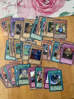 YUGIOH VINTAGE: Blue Eyes White Dragon Pack + 5 others w cards pictured! - Image 2