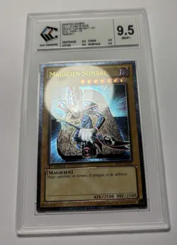 YuGiOh - MAGICIEN SOMBRE - YSYR-FR001 - 1ere Edition Ultimate - GRADEE 9.5 MINT - Image 1