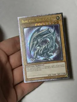 YUGIOH Blue-Eyes White Dragon OP28-EN001 Ultimate Rare NM #10 - Image 3