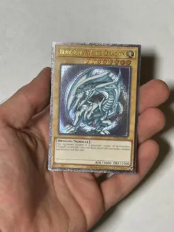 YUGIOH Blue-Eyes White Dragon OP28-EN001 Ultimate Rare NM #10 - Image 4