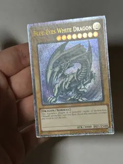YUGIOH Blue-Eyes White Dragon OP28-EN001 Ultimate Rare NM #7 - Image 3