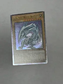 YUGIOH Blue-Eyes White Dragon OP28-EN001 Ultimate Rare NM #2 - Image 1