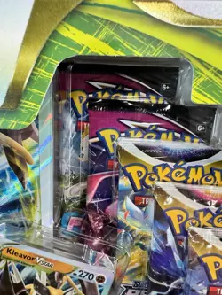 Pokemon TCG - SWSH Kleavor VSTAR Premium Collection Box NEW SEALED - Image 3