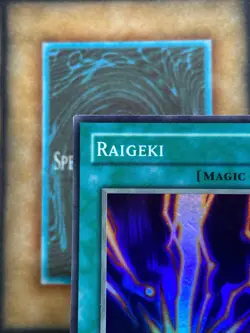 Yugioh Raigeki LOB-E042 Super Rare 1st Ed EUROPEAN VLP - Image 5