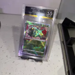 Radiant Venusaur 004/071 CGC 10 🔥: Pokemon GO Holo ✨ Pristine✨ Getgraded - Image 1