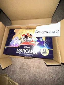 Disney Lorcana TCG the First Chapter Booster Pack, 24-Card English Edition - Image 1