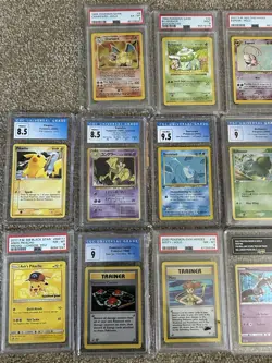 Pokemon Graded Card Lot 16 PSA CGC Charizard 1999 Unlimited Bulbasaur Espeon - Image 2