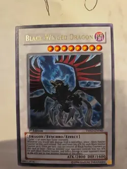 YUGIOH! Black-Winged Dragon LC5D-EN135 Ultra Rare 1st Edition - Image 1