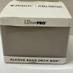Cloud MTG Final Fantasy Alcove Edge Deck Box Ultra Pro - Image 1