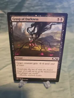 Grasp of Darkness Core Set 2021 Regular MTG Magic The Gathering - Image 1
