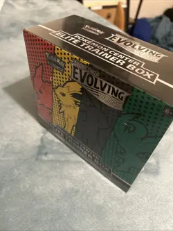 Evolving Skies - Pokemon Center (PC) Exclusive Elite Trainer Box (ETB) - Sealed - Image 2
