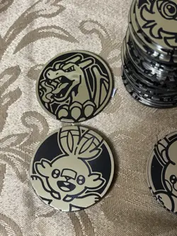 Lot of 60+ TCG Pokemon coins many Dupes - Image 4