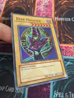 Yugioh Dark Magician SYE-001 Super Rare 1st Edition Near Mint - Image 2