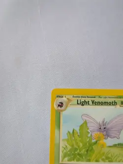 Pokemon TCG 2002 Neo Destiny: Light Venomoth 53/105 Non-Holo Uncommon Card NM - Image 2