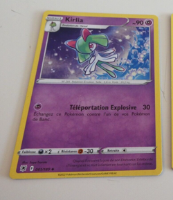 POKEMON ASTRES RADIEUX FRANCAISE CARD CARTE Kirlia 061/189 FR JCC NM - Image 1