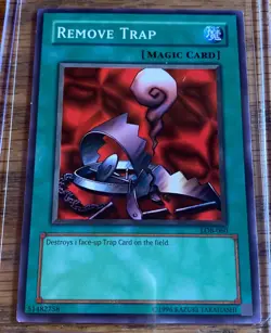 Remove Trap LOB-060 Yu-Gi-Oh! Card Light Play Unlimited - Image 1