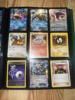 99 Pokemon Cards Binder Collection Vintage, EX, shadowless, etc DMG-NM C20 - Image 3