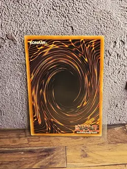 Union Hangar MAGO-EN103 Maximum Gold 1st Edition yugioh card - Image 2