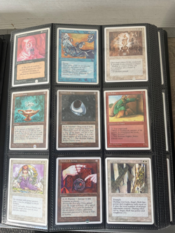 MTG 4th Edition Complete Set (All cards) NM/LP condition - Image 2