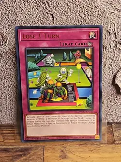 Lose 1 Turn MAGO-EN160 Maximum Gold 1st Edition yugioh card - Image 1