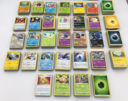 Lot of over 2000 Pokemon Trading Cards - Includes EX, Holos, Rares NM to LP - Image 1