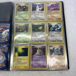(LOT OF CARDS!) Vintage Pokemon TCG Card Binder 2006 Ultra Pro 81895-1 Arcanine - Image 5