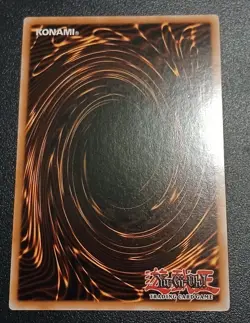 Dark Magician JUMP-EN049 Ultra Rare Limited Edition Yugioh Promo Card NEAR MINT - Image 2