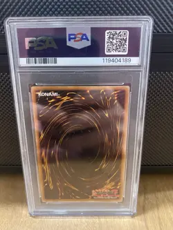 PSA 9 YuGiOh GOLDD, WU-LORD OF DARK WORLD EEN-EN024 1st Edition Ultimate Rare - Image 2