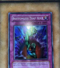 Yugioh Bottomless Trap Hole CP04-EN003 Super Rare English - Image 2