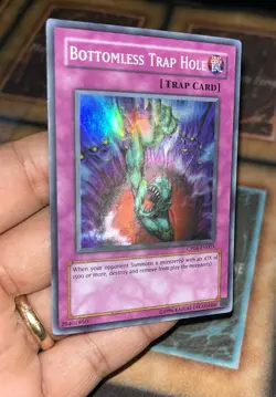 Yugioh Bottomless Trap Hole CP04-EN003 Super Rare English - Image 5