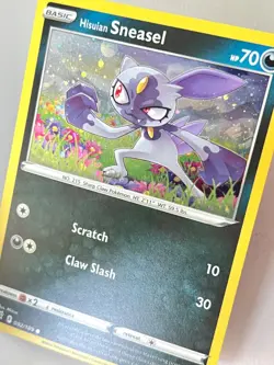 Hisuian Sneasel 092/189 Cosmos Holo Promo Fall Collector Chest Pokemon TCG - NM - Image 2