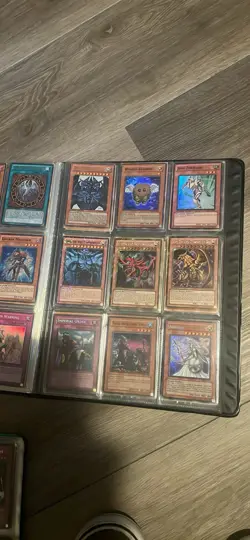 Yu-Gi-Oh 1996 Card Collection 300+ Cards. Please Contact Me For Any Details. - Image 3