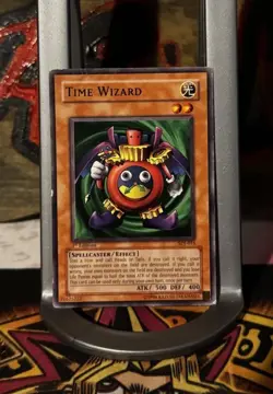 Time Wizard SDJ-015 1st Edition Common Yugioh TCG LP Light Play Fast Shipping - Image 1