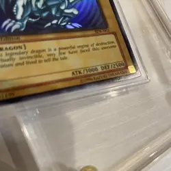 2002 YuGiOh SDK-001 1st Edition Blue-Eyes White Dragon Holo Ultra Rare English - Image 3