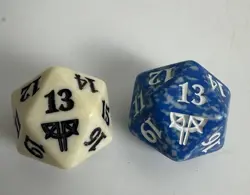 MTG d20 Spindown Life Counter Set Of 2 dice Rivals of Ixalan Blue and Black - Image 1