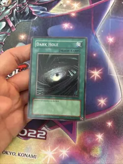 (YBL) Dark Hole - LOB-052 - YuGiOh Unlimited LP - Image 3