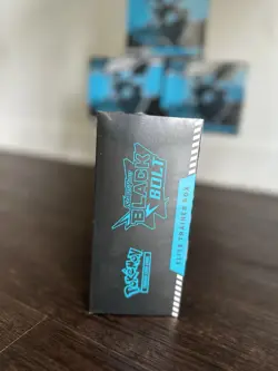 Pokemon TCG Black Bolt Elite Trainer Box ETB - SEALED - IN HAND - SHIPS FAST - Image 3