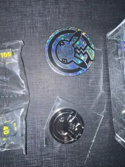 Pokemon TCG Celebrations Deck Box, Flip Coin And Dice Lot - Image 4