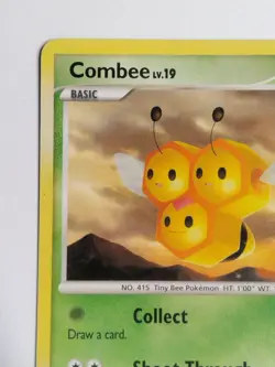 Combee Platinum 71/127 Regular Common Pokemon Card - Image 3